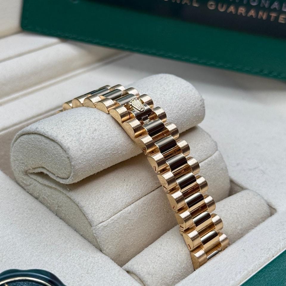 Rolex | Datejust | 279178 | Yellow gold | 28 mm | Yellow gold | Silver | Automatic