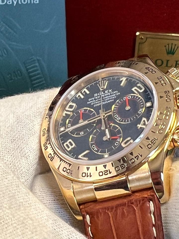 Rolex | Daytona | 116518 | Yellow gold | 40 mm | Blue | Automatic