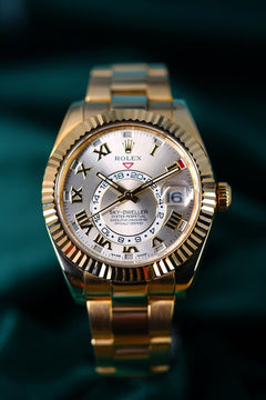 Rolex | Sky-Dweller | 326938 | Yellow gold | 42 mm | Yellow gold | Silver | Automatic