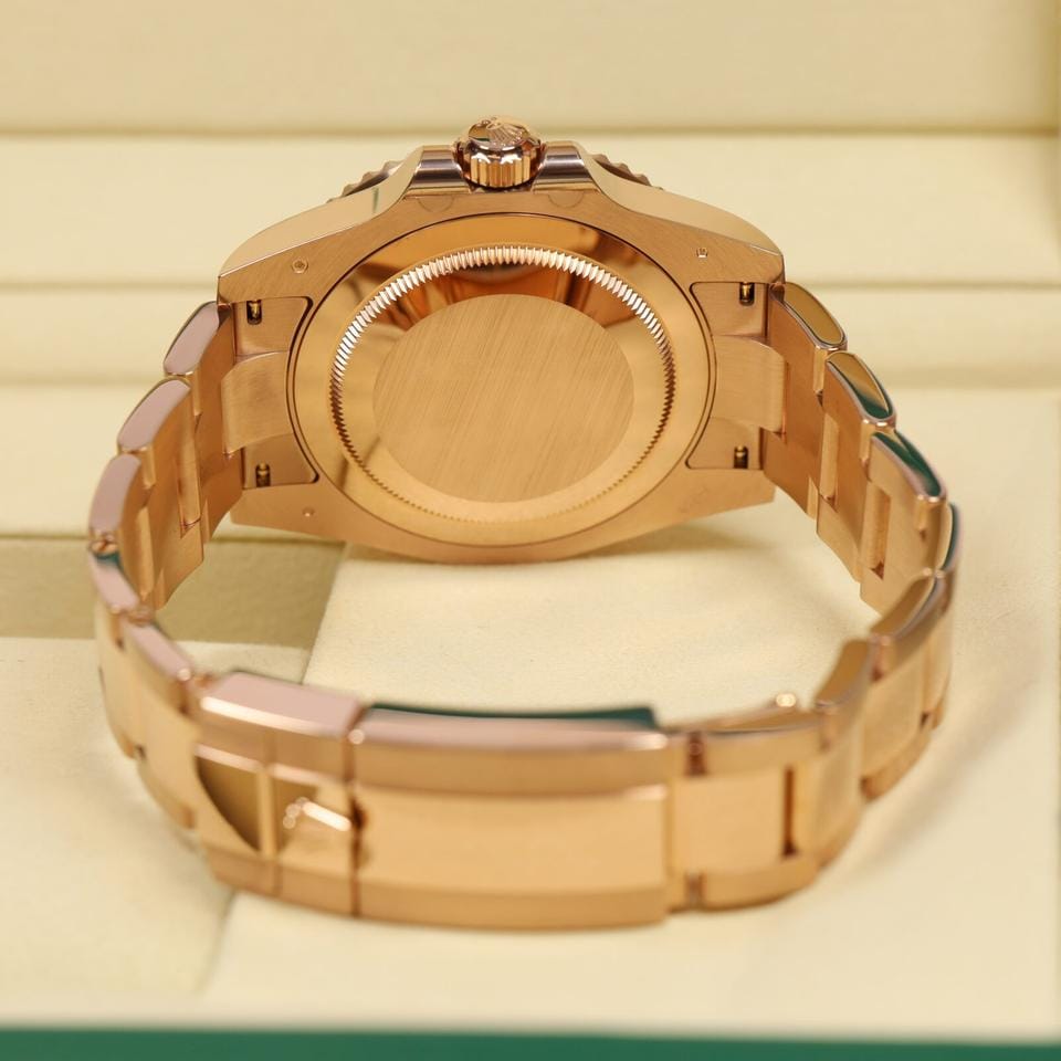 Rolex | GMT-Master II | 126715CHNR | Rose gold | 40 mm | Black
