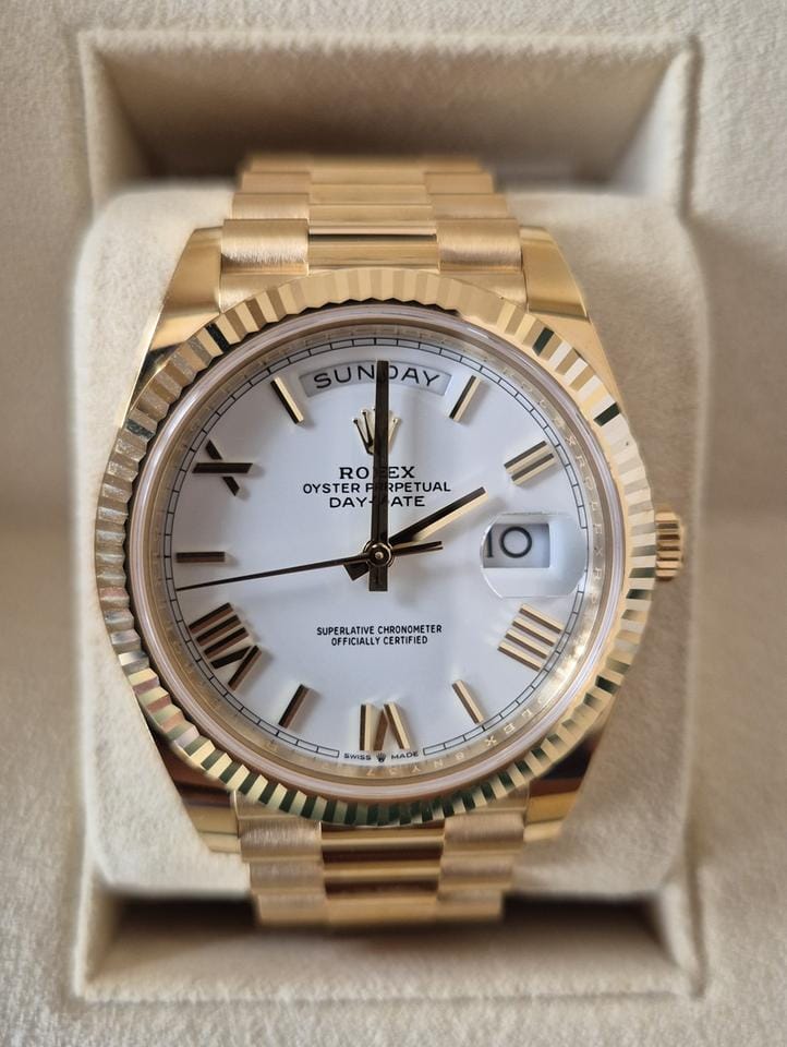 Rolex | Day-Date | 228238 | Yellow gold | 40 mm | Yellow gold | White | Automatic