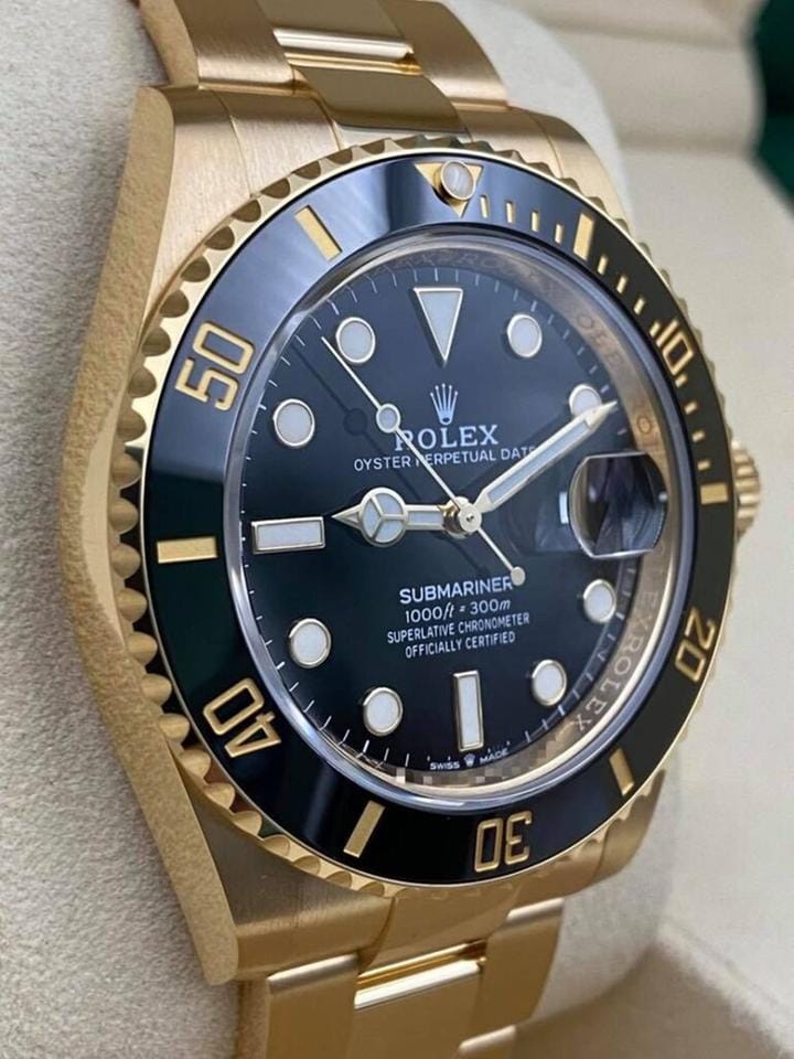 Rolex | Submariner | 126618LN | Yellow gold | Black | Automatic
