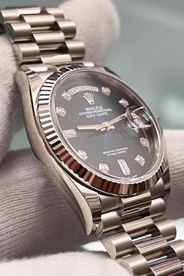 Rolex | Day-Date | 128239 | White gold | 36 mm | White gold | Blue | Automatic