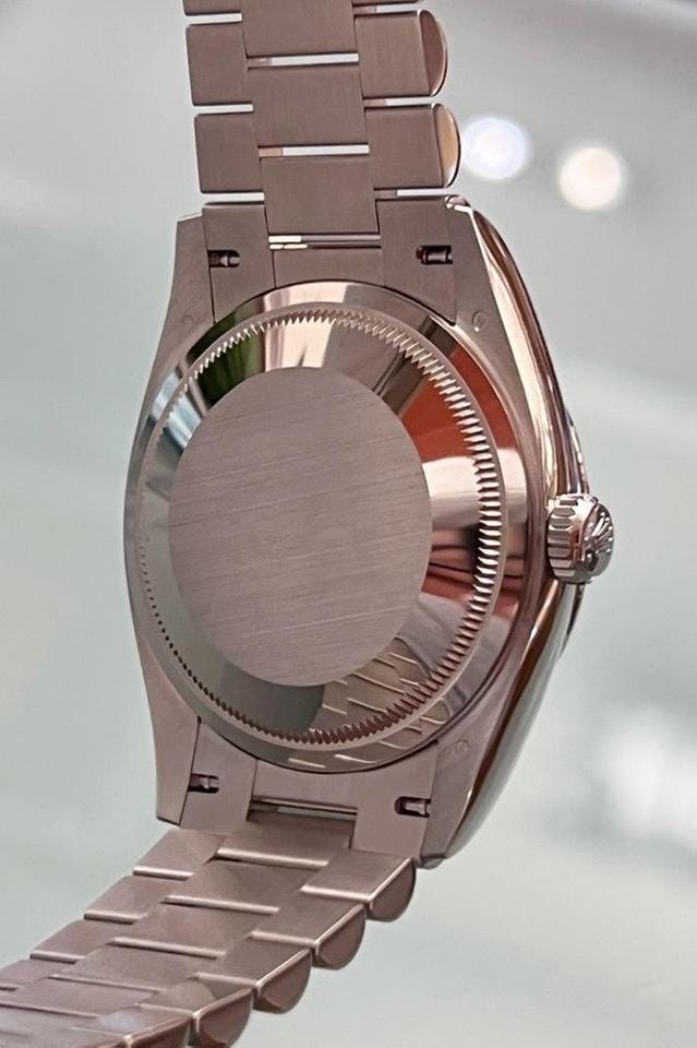 Rolex | Day-Date | 128239 | White gold | 36 mm | White gold | Blue | Automatic