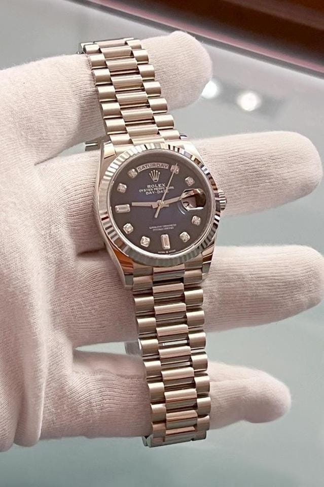 Rolex | Day-Date | 128239 | White gold | 36 mm | White gold | Blue | Automatic