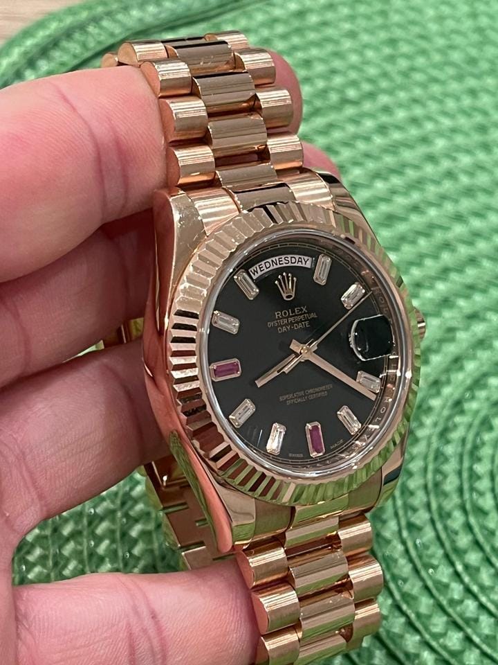 Rolex | Day-Date | 218235 | Red gold | 41 x 49 mm | Rose gold | Pink | Automatic