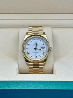 Rolex | Day-Date | 228238 | Yellow gold | 40 mm | Yellow gold | Silver (solid) | Automatic