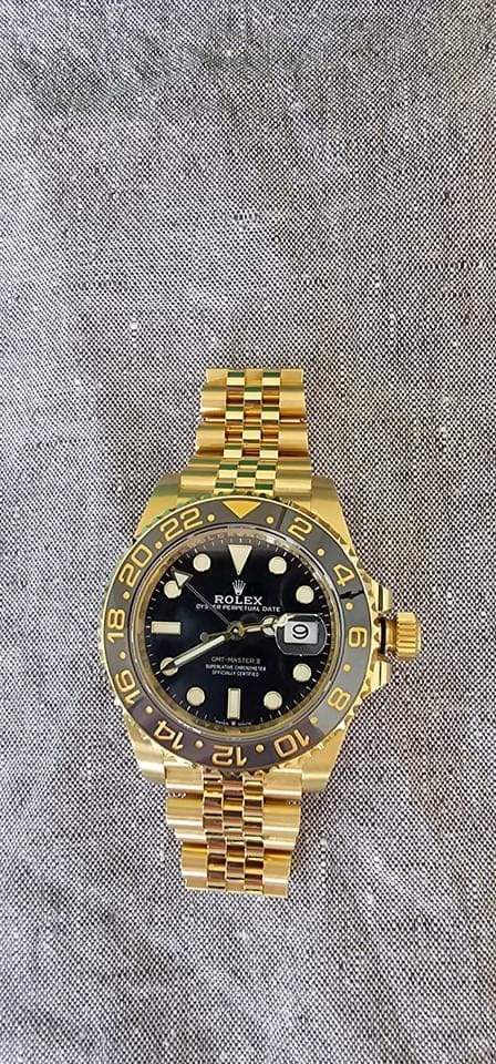 Rolex | GMT-Master II | 126718grnr | 40 mm | Yellow gold | Automatic