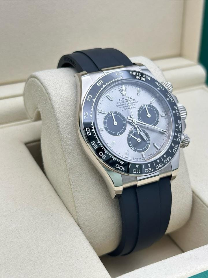Rolex | Daytona | 126519LN | White gold | 40 mm | Rubber | Silver | Automatic