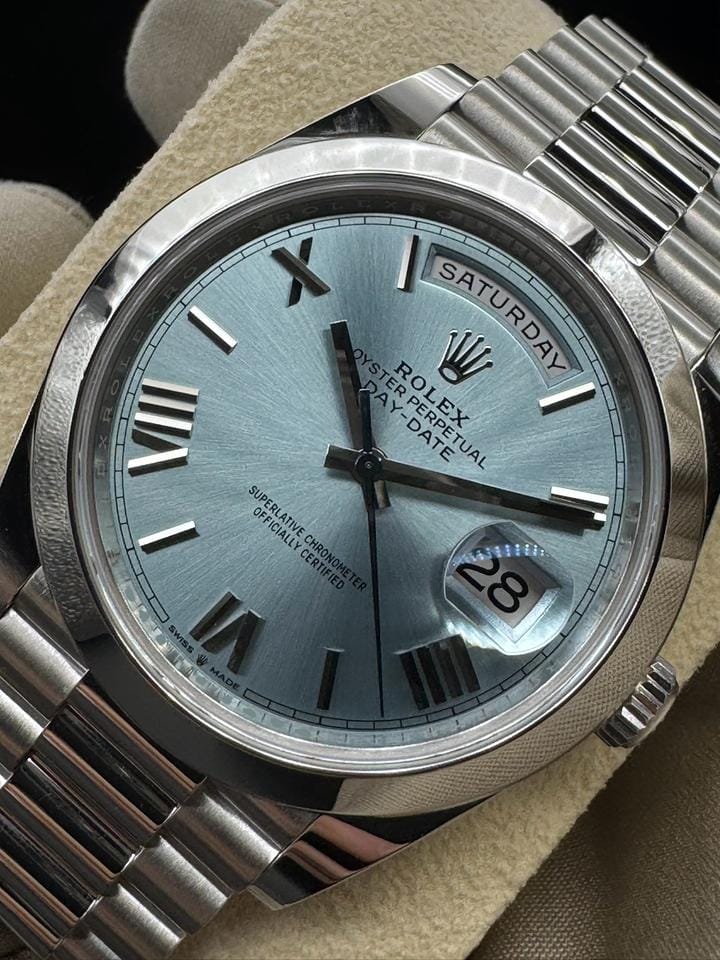 Rolex | Day-Date | 228206 | Platinum | 40 x 48 mm | Platinum | Blue | Automatic