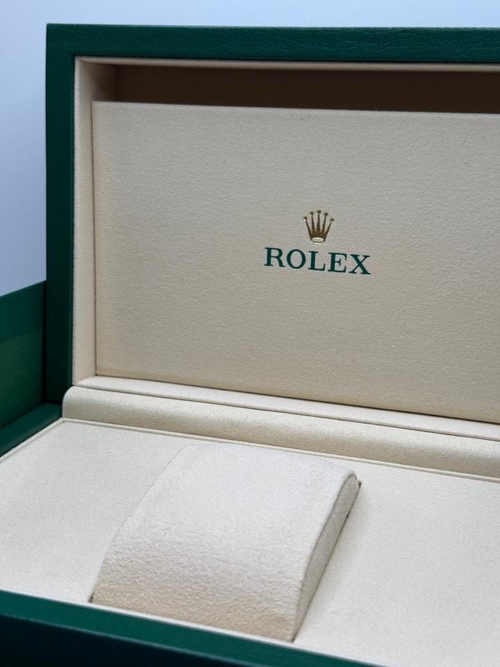Rolex | Datejust | 278278 | Yellow gold | 31 x 37 mm | Yellow gold | Red | Automatic