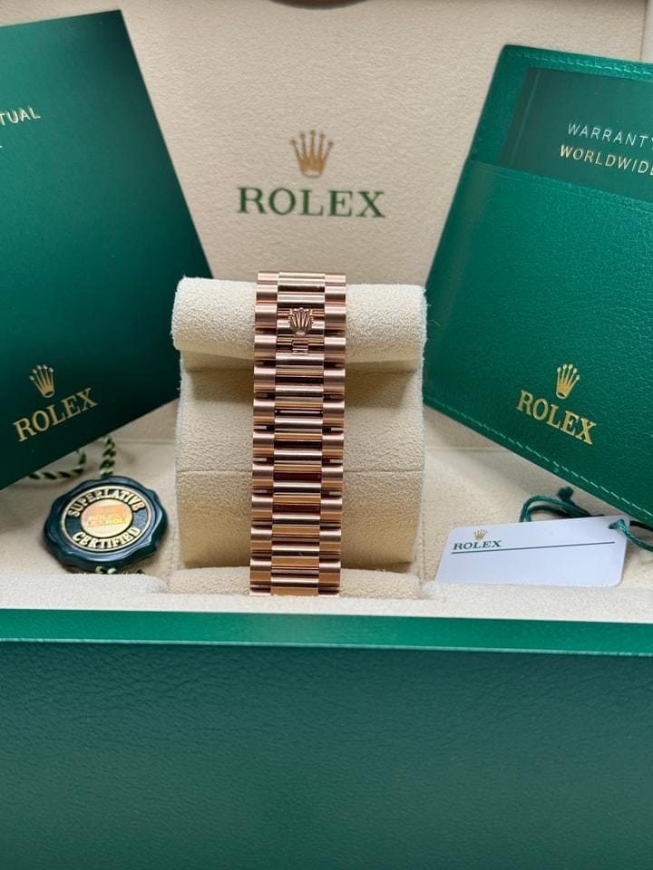 Rolex | Day-Date | 228345RBR | Rose gold | 40 x 48 mm | Rose gold | Pink | Automatic