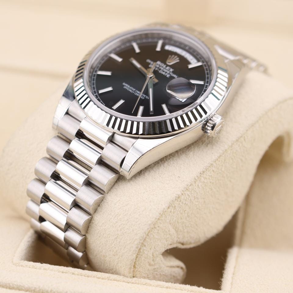 Rolex | Day-Date | 228236 | Platinum | 40 mm | Platinum | Black | Automatic