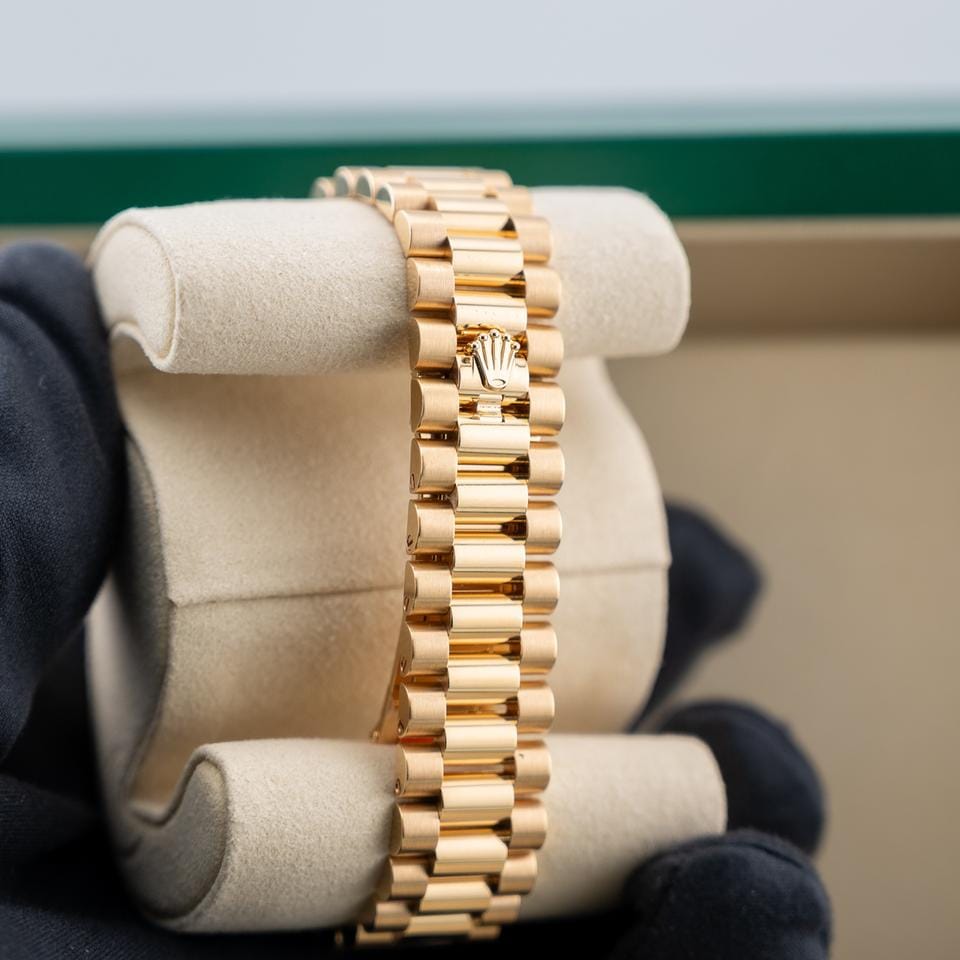 Rolex | Datejust | 278288RBR | Yellow gold | 31 mm | Yellow gold | Red | Automatic