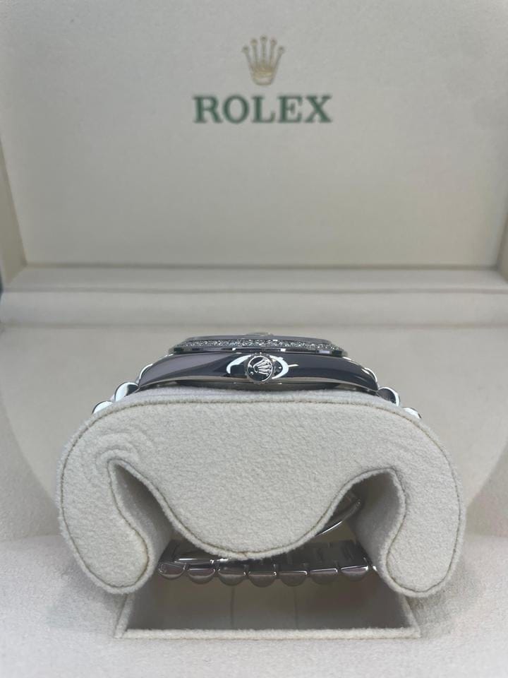 Rolex | Day-Date | 228349RBR | White gold | 40 x 48 mm | White gold | Grey | Automatic