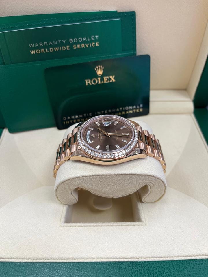 Rolex | Day-Date | 228345RBR-0006 | Rose gold | 40 mm | Rose gold | Brown | Automatic