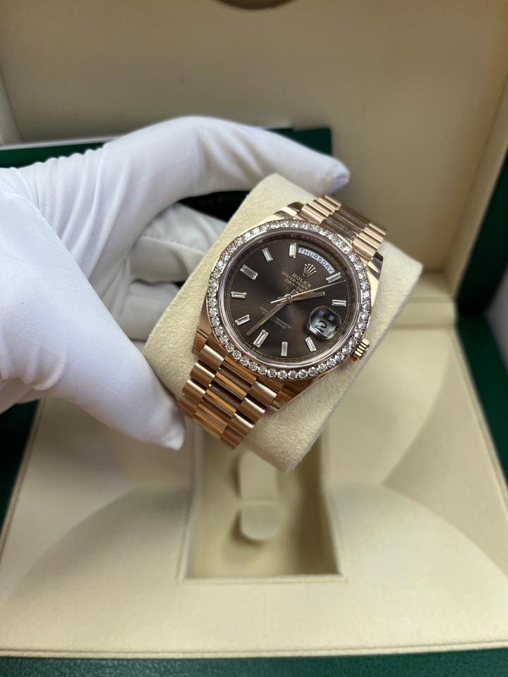 Rolex | Day-Date | 228345RBR-0006 | Rose gold | 40 mm | Rose gold | Brown | Automatic