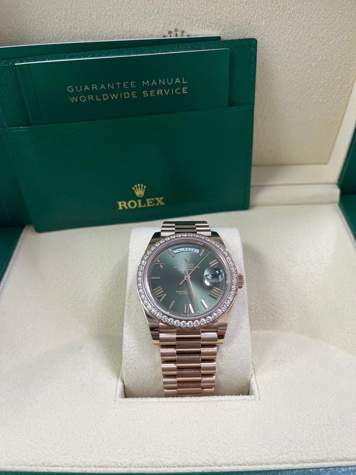 Rolex | Day-Date | 228345rbr | Rose gold | 40 mm | Rose gold | Silver | Automatic