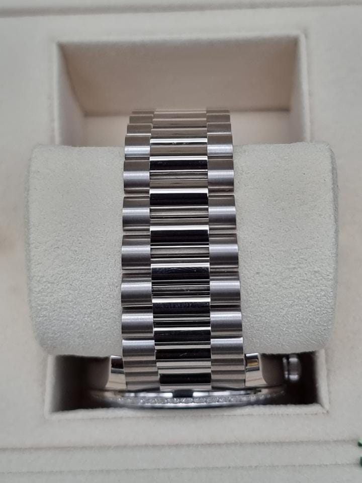 Rolex | Day-Date | 228349RBR | White gold | 40 x 48 mm | White gold | White | Automatic