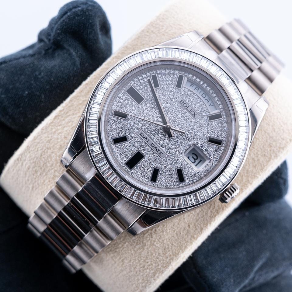 Rolex | Day-Date | 218399 | White gold | 41 mm | White gold | Silver | Automatic
