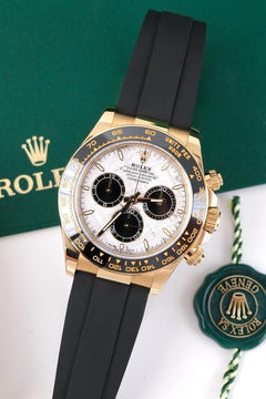 Rolex | Daytona | 126518LN | Yellow gold | 40 mm | Rubber | Silver | Automatic