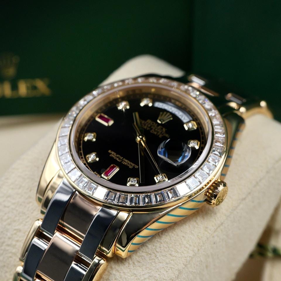 Rolex | Day-Date | 18948BR | Yellow gold | 39 mm | Yellow gold | Mother of pearl | Automatic