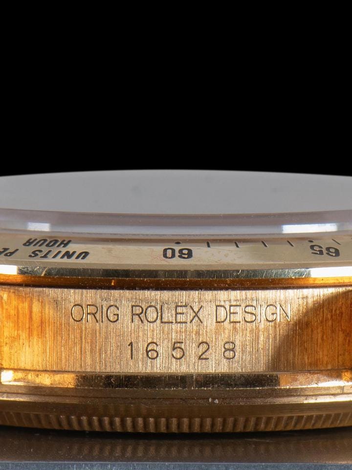 Rolex | Daytona | 16528 | Yellow gold | 40 mm | Yellow gold | Blue | Automatic