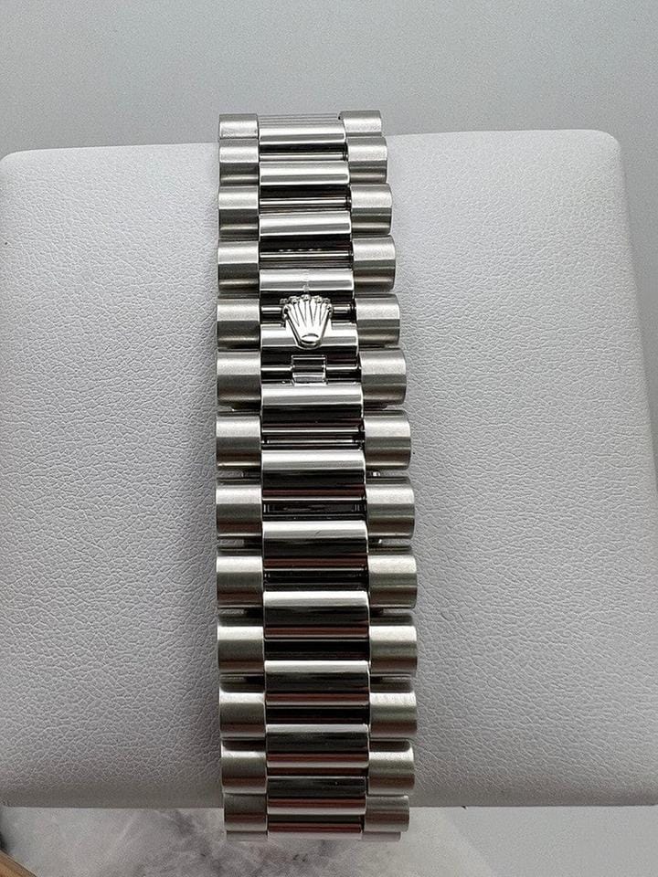 Rolex | Day-Date | 228396TBR | Platinum | 40 mm | Platinum | Green | Automatic