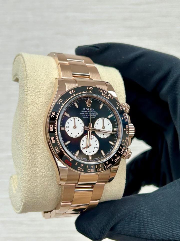 Rolex | Daytona | 126525LN | Rose gold | Rose gold | Black | Automatic