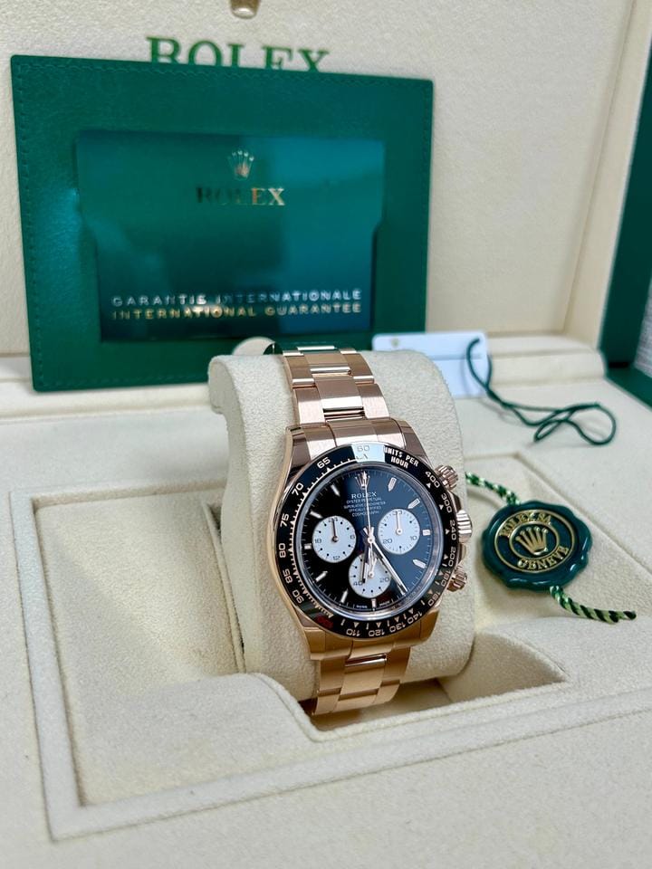 Rolex | Daytona | 126525LN | Rose gold | Rose gold | Black | Automatic