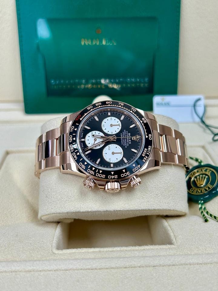 Rolex | Daytona | 126525LN | Rose gold | Rose gold | Black | Automatic