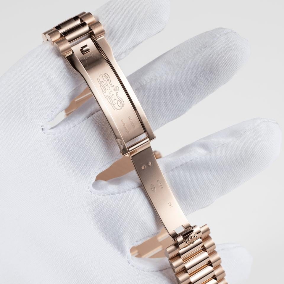 Rolex | Day-Date | 128235 | Rose gold | 36 mm | Rose gold | Orange | Automatic