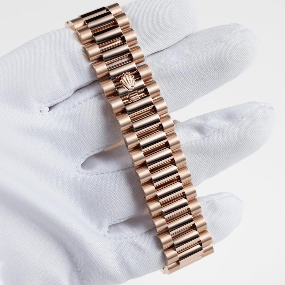 Rolex | Day-Date | 128235 | Rose gold | 36 mm | Rose gold | Orange | Automatic