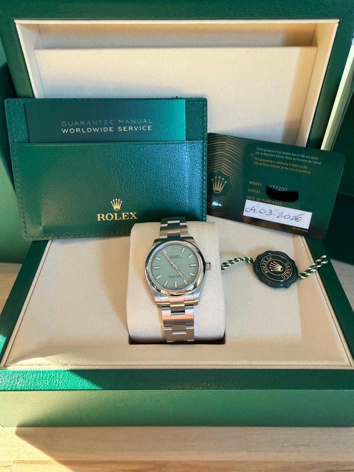 Rolex Oyster Perpetual UNWORN Oyster Perpetual 31 Pistachio Dated March 4th 2026