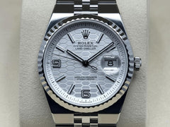 Rolex Oyster Perpetual Land-Dweller 127234