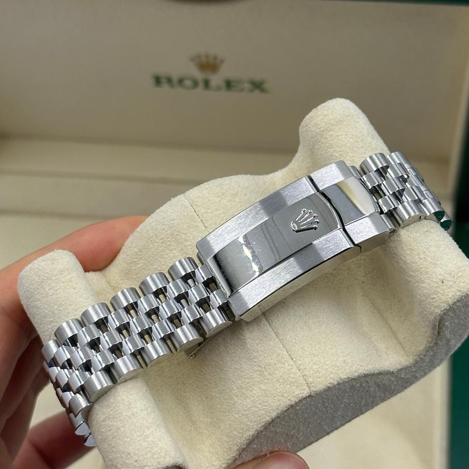 Rolex Datejust 36 126284 VIIX Pink Rorman Dial Diamonds Bezel Jubilee