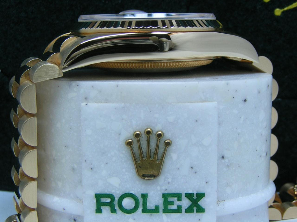 Rolex1994 Day-Date 36 UN-WORN Boxes Papers RARE Champagne "Jubilee" Princess cut Diamond Dial