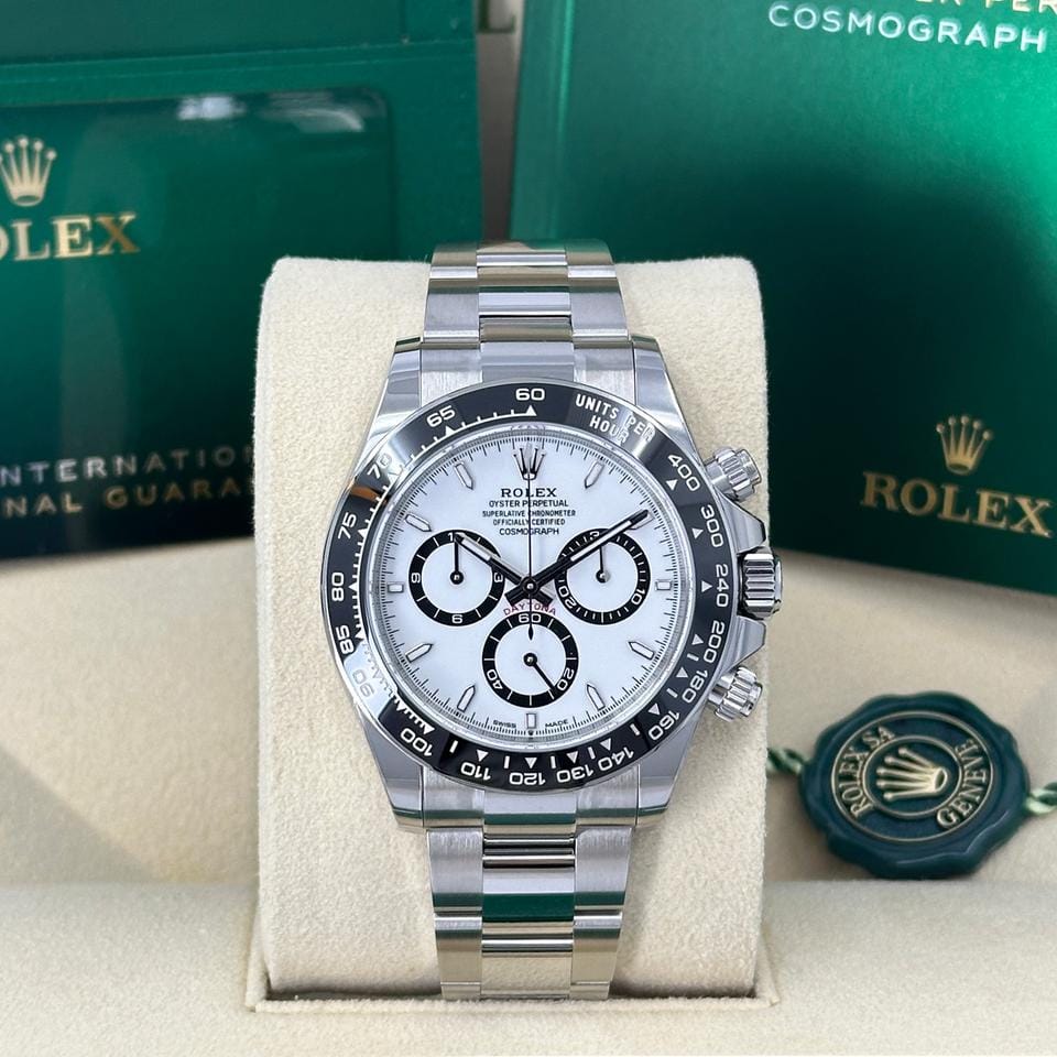 Rolex UNWORN 2026 Panda 126500ln-0001 Complete