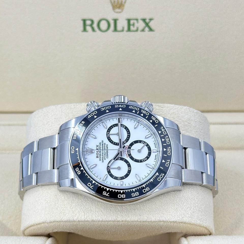Rolex UNWORN 2026 Panda 126500ln-0001 Complete