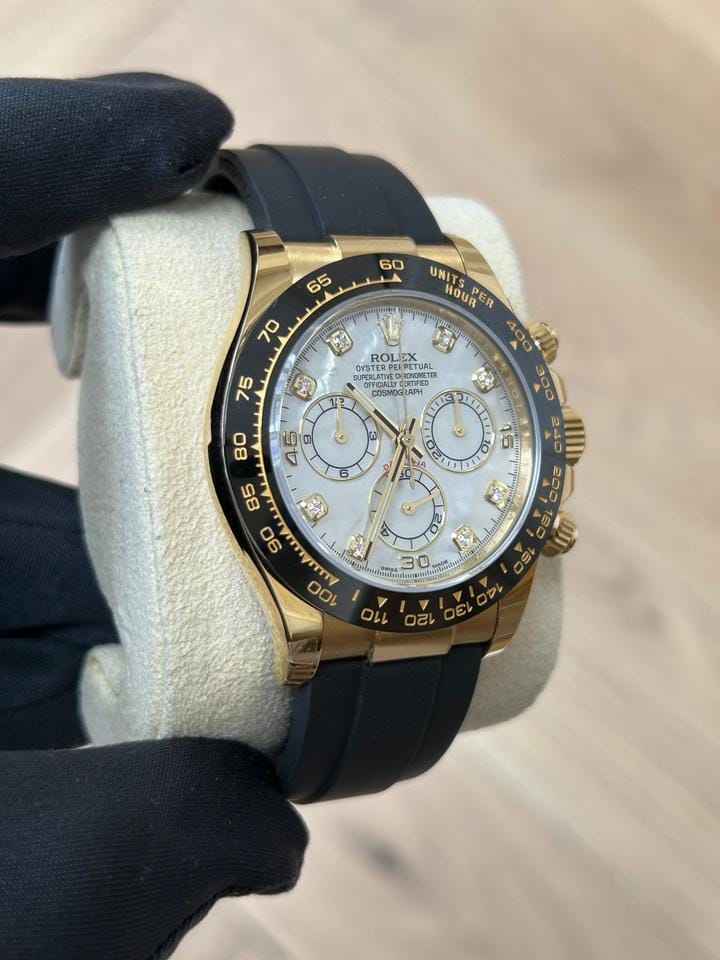 Rolex | Daytona | 116518LN | Yellow gold | 40 mm | Rubber | Mother of pearl | Automatic