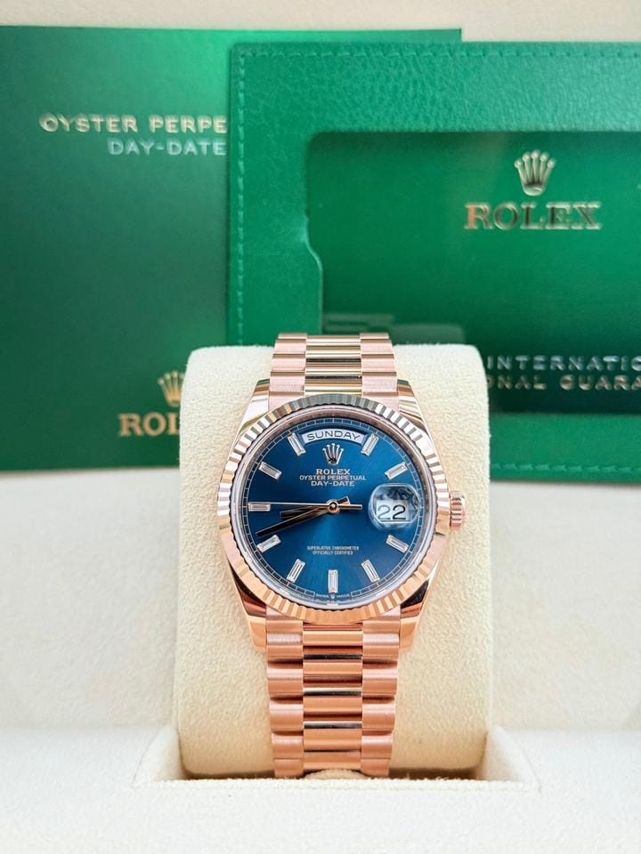 Rolex Day-Date 3636mm 18kt Rose Gold on Blue Baguette Diamond Dial NEW 2024