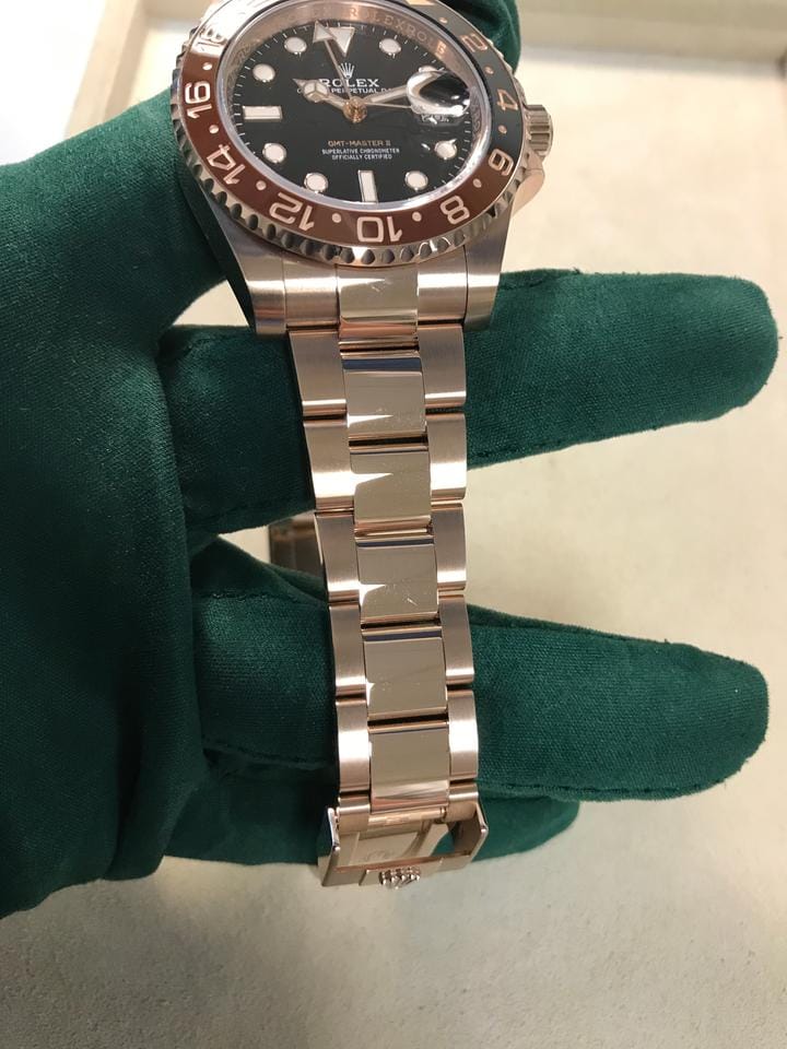 Rolex | GMT-Master II | 126715CHNR-0001 | Rose gold | 40 mm | Rose gold | Black | Automatic
