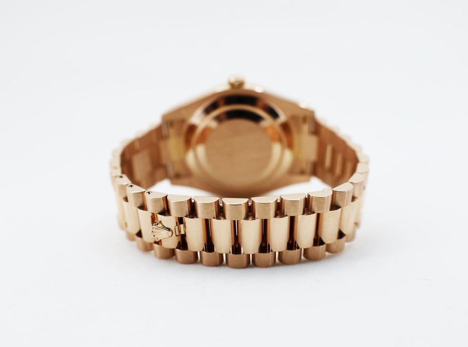Rolex | Day-Date | 218235 | Rose gold | 41 x 49 mm | Rose gold | Pink | Automatic