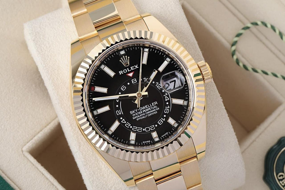 Rolex | Sky-Dweller | 326938-0004 | 42 mm | Yellow gold | Black | Automatic