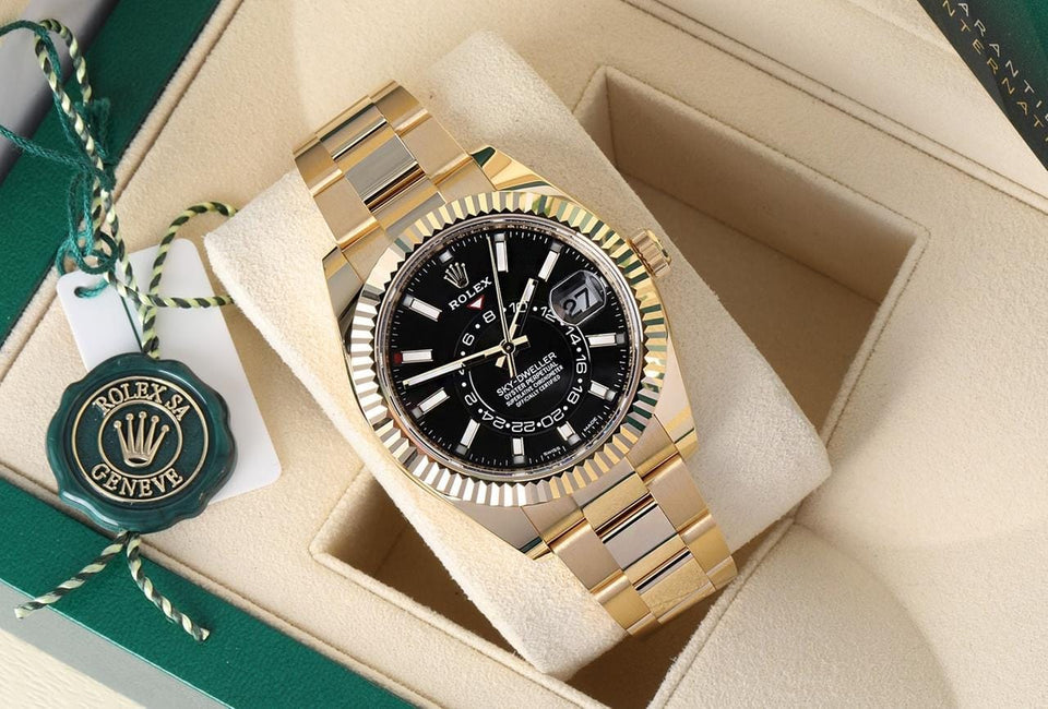 Rolex | Sky-Dweller | 326938-0004 | 42 mm | Yellow gold | Black | Automatic