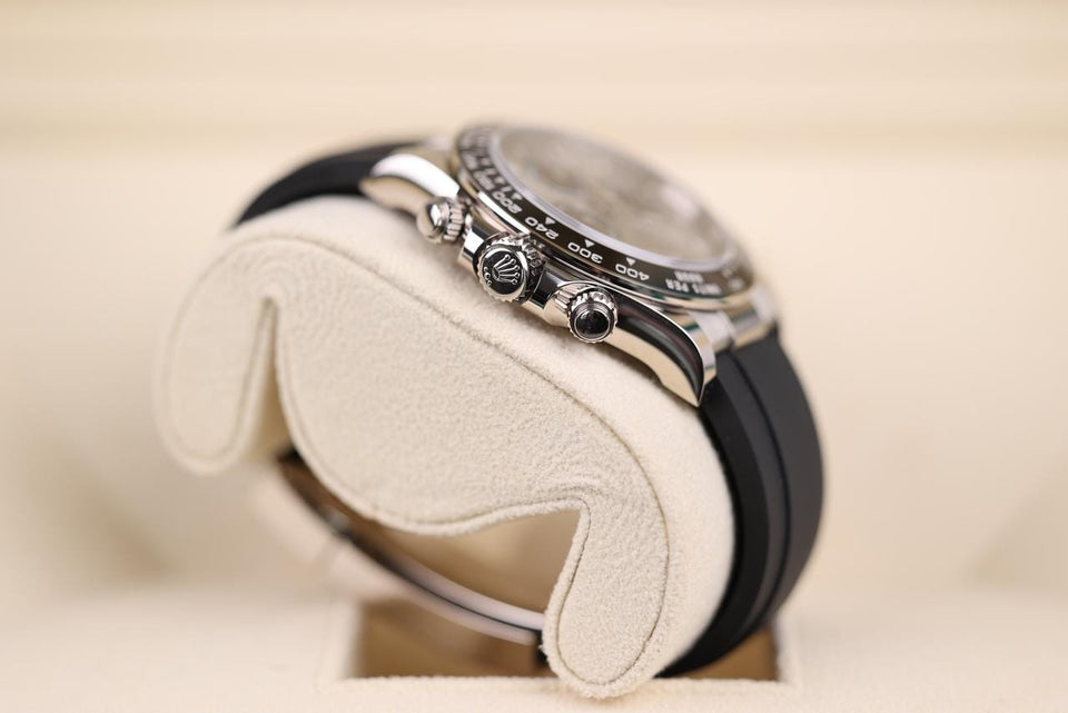 Rolex | Daytona | 126519LN-0006 | White gold | 40 mm | Rubber | Grey | Automatic