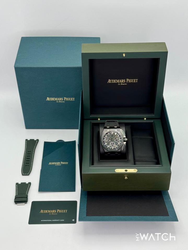 Audemars Piguet NEW 2025 Royal Oak Chroograph 43mm 26420 CE Ceramic Green Dial