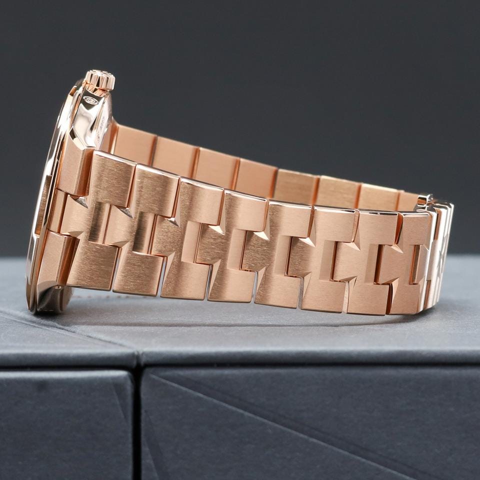 Vacheron Constantin2025 Complete 41.5mm 18k Rose Gold Champagne Dial RG Bracelet 4300 V