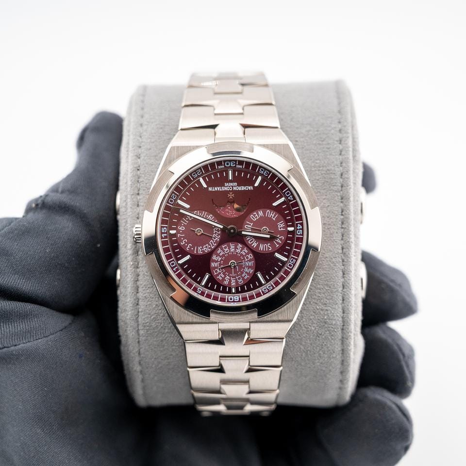 Vacheron Constantin Perpetual Calendar Ultra thin Burgundy-lacquered dial White Gold