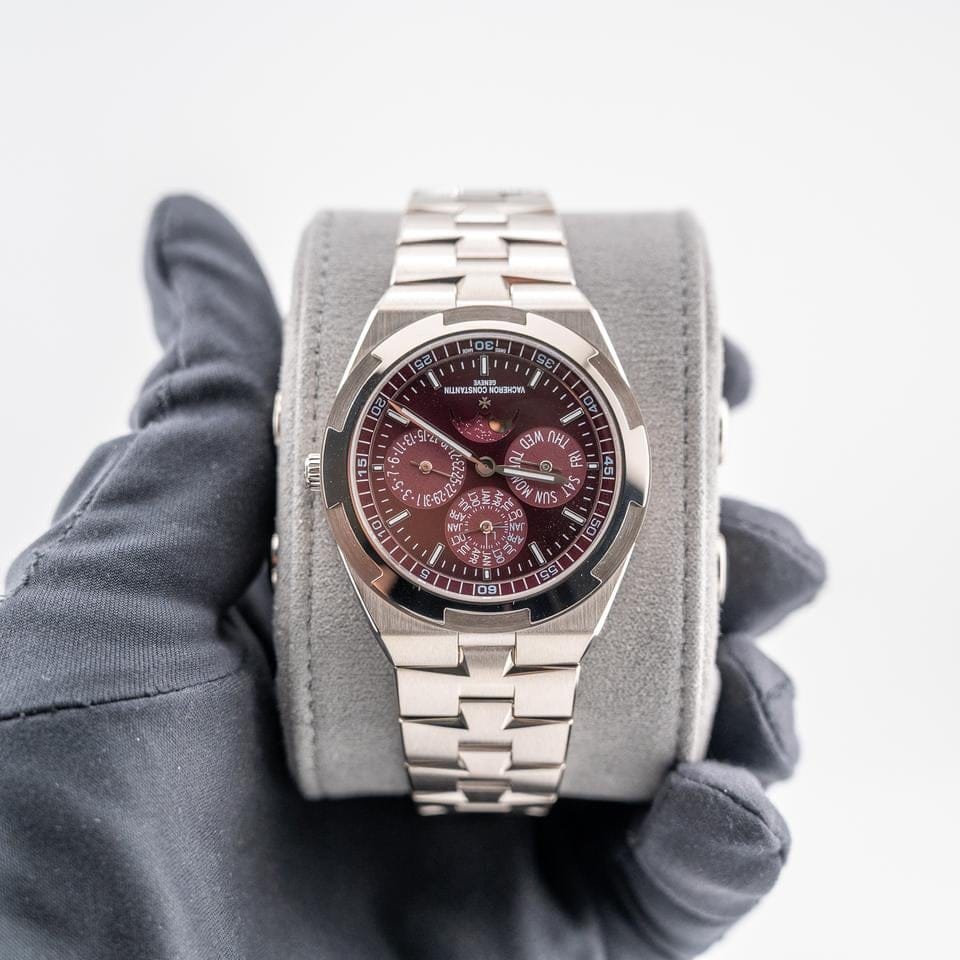 Vacheron Constantin Perpetual Calendar Ultra thin Burgundy-lacquered dial White Gold